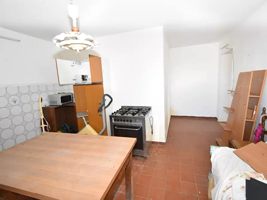 Immagine 25 di Villa in vendita  a Pisa