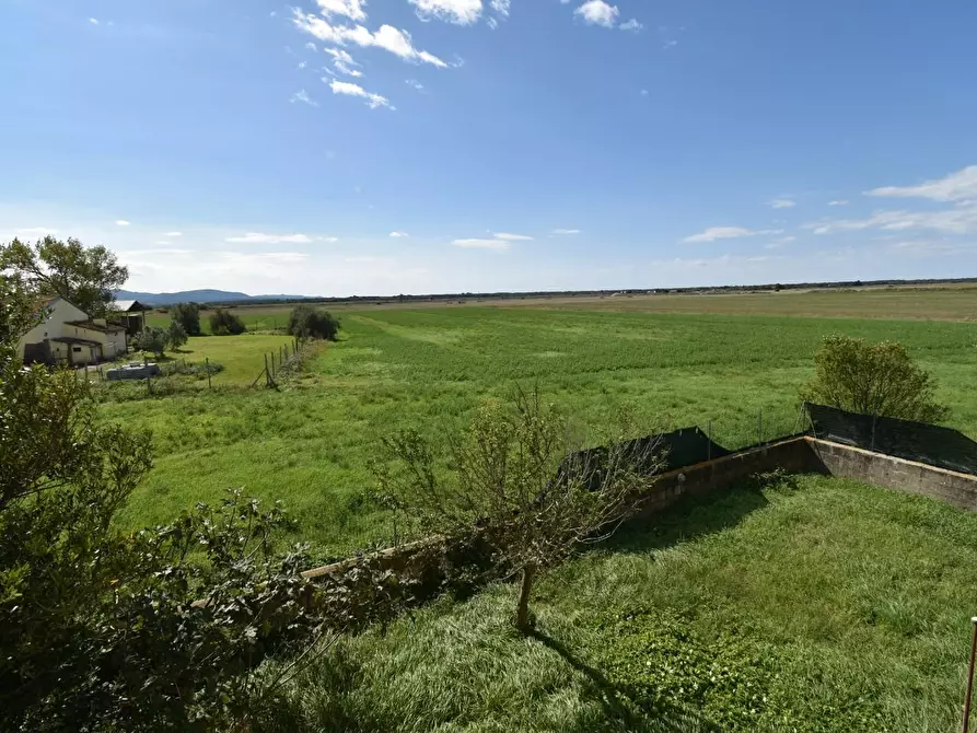 Immagine 1 di Villa in vendita  a Pisa