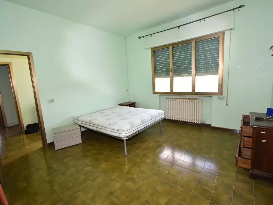 Immagine 17 di Villa in vendita  a Pisa