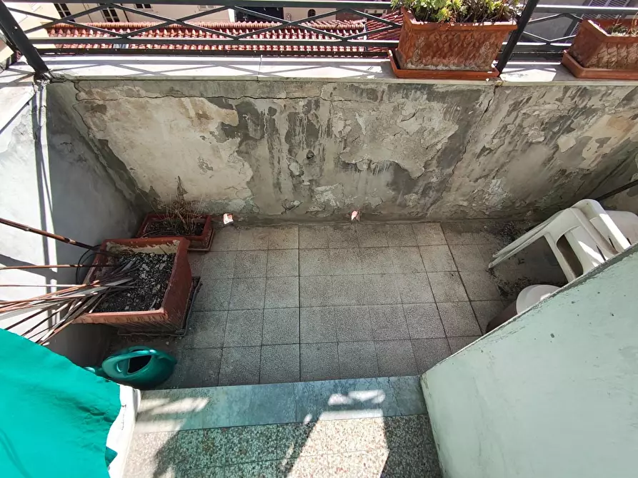 Immagine 35 di Appartamento in vendita  a Lucca