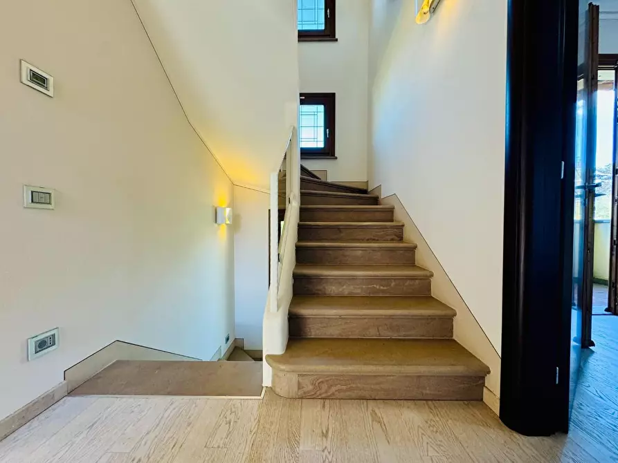 Immagine 34 di Villa in vendita  a Pietrasanta