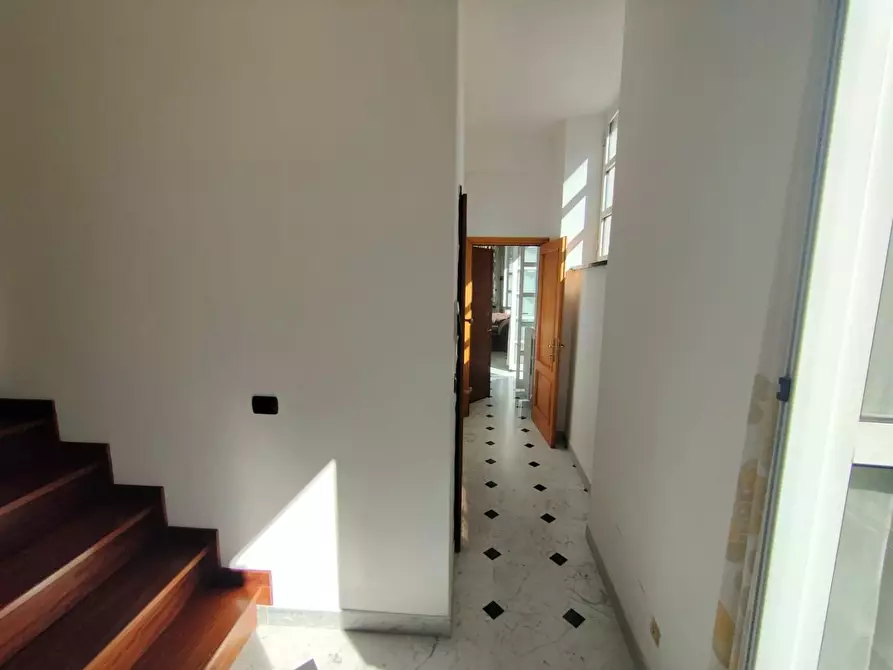 Immagine 36 di Appartamento in vendita  a Chiavari