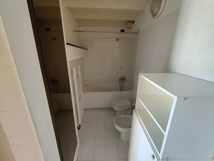 Immagine 28 di Appartamento in vendita  a Chiavari