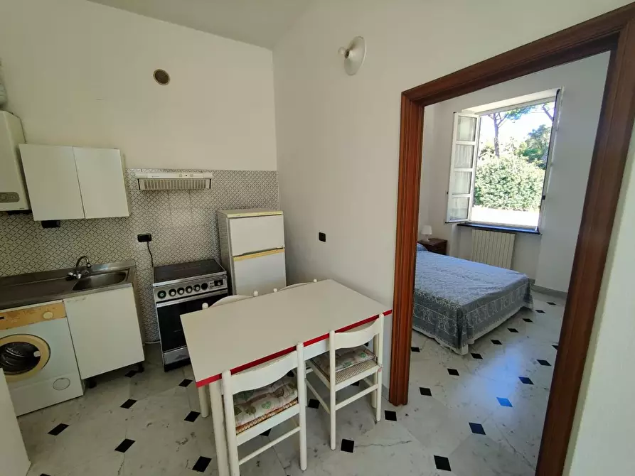 Immagine 16 di Appartamento in vendita  a Chiavari