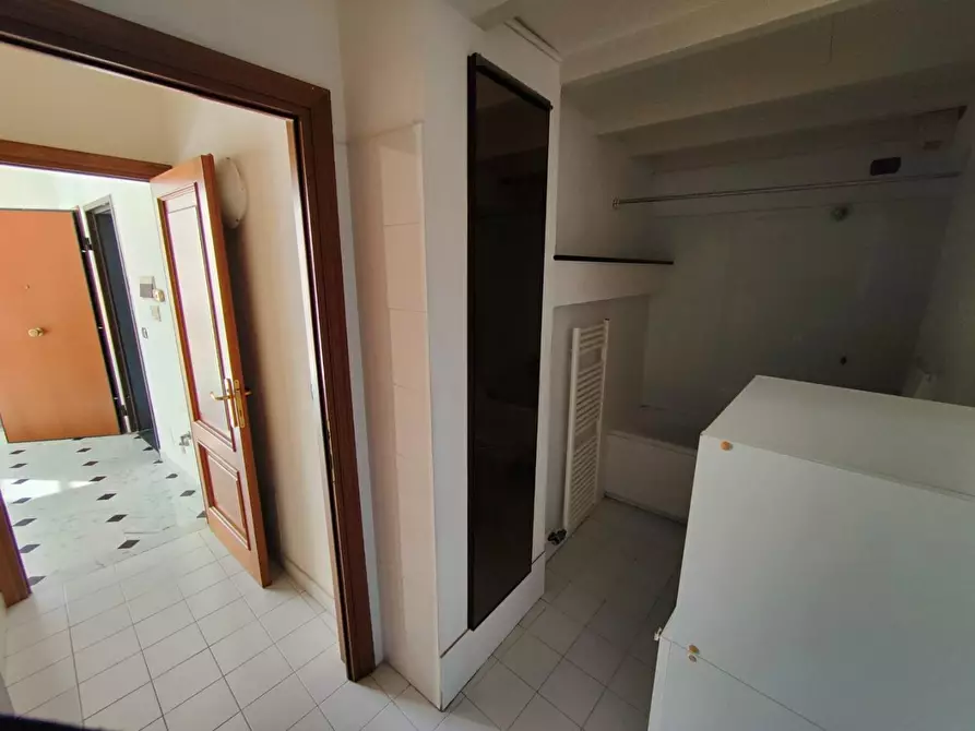 Immagine 25 di Appartamento in vendita  a Chiavari