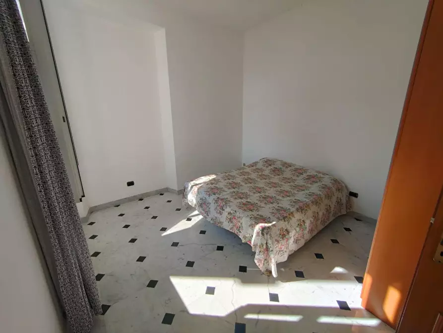 Immagine 33 di Appartamento in vendita  a Chiavari