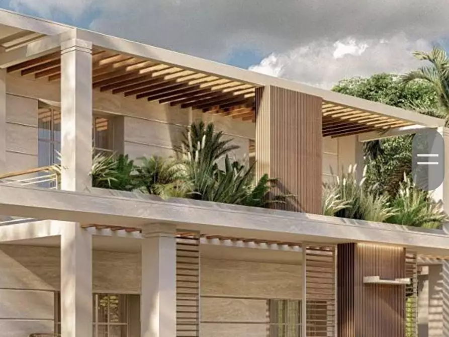 Immagine 2 di Casa indipendente in vendita  a Forte Dei Marmi
