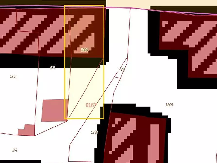 Immagine 7 di Magazzino in vendita  a Lucca