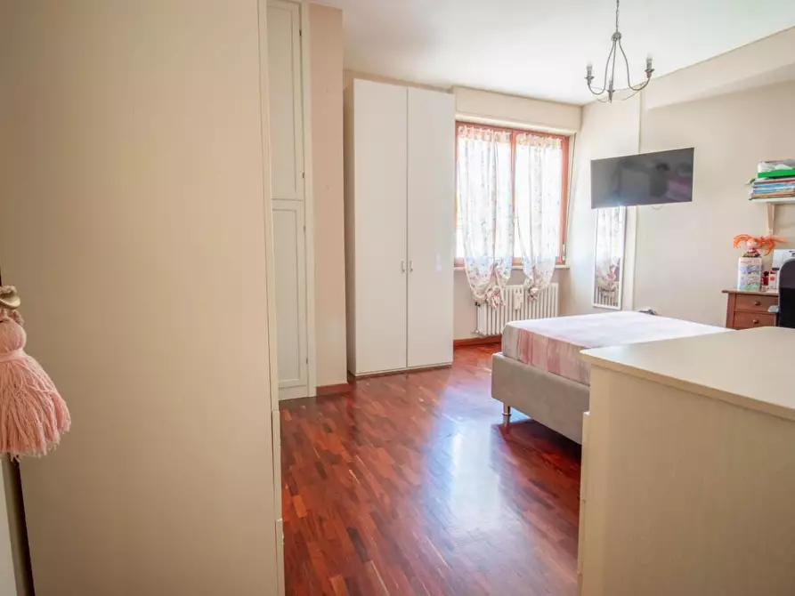 Immagine 9 di Appartamento in vendita  a Pontedera