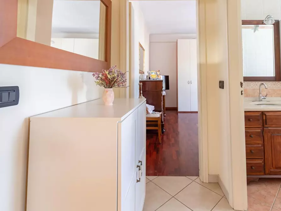 Immagine 16 di Appartamento in vendita  a Pontedera