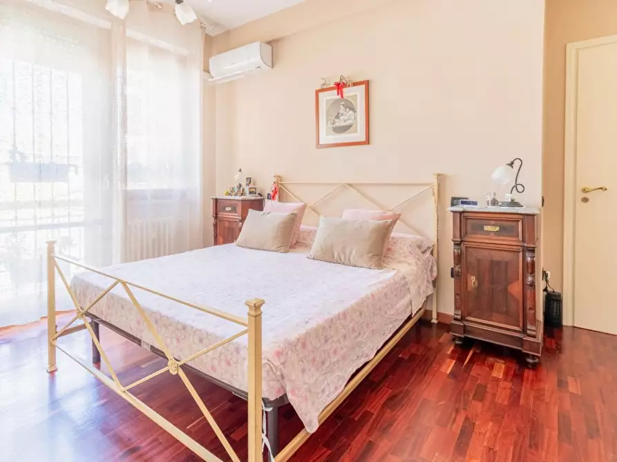 Immagine 12 di Appartamento in vendita  a Pontedera