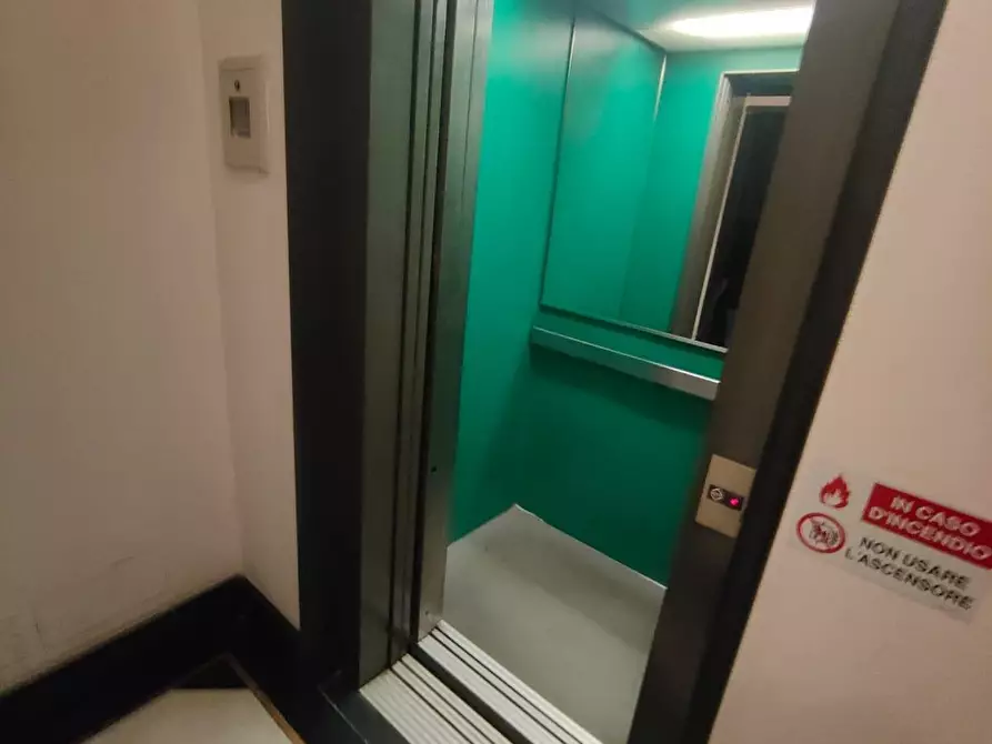 Immagine 50 di Mansarda in vendita  a Chiavari