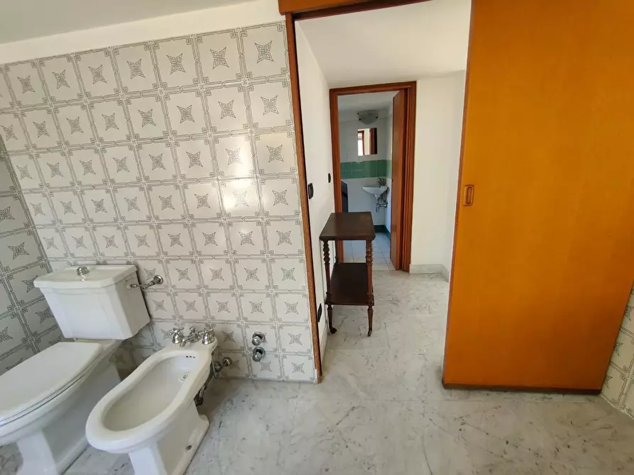 Immagine 38 di Mansarda in vendita  a Chiavari