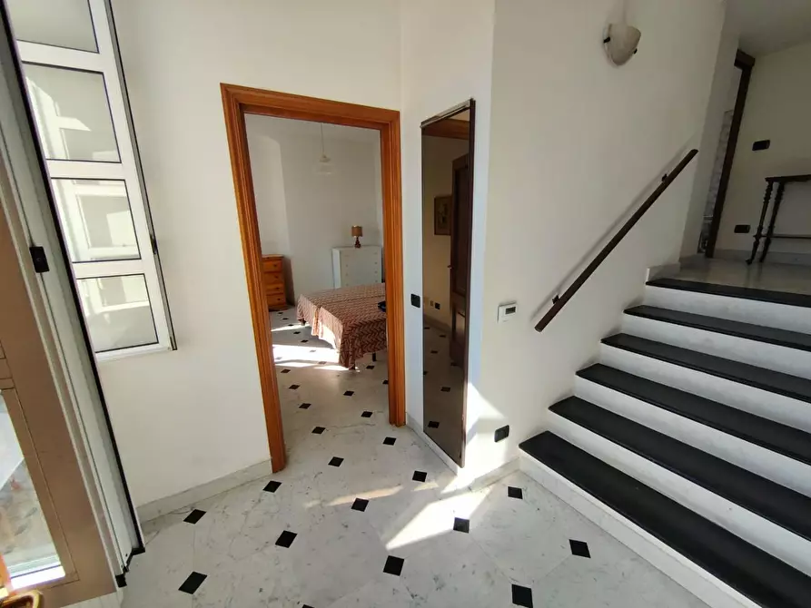 Immagine 31 di Mansarda in vendita  a Chiavari
