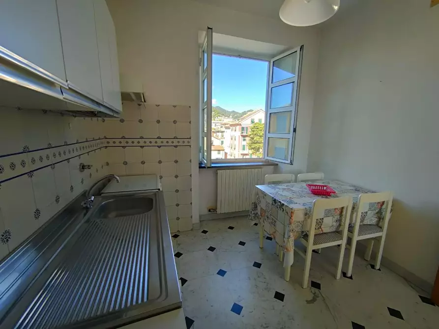 Immagine 16 di Mansarda in vendita  a Chiavari