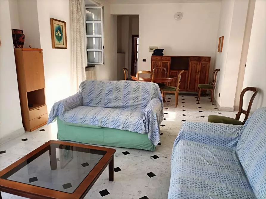 Immagine 8 di Mansarda in vendita  a Chiavari