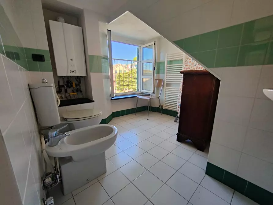 Immagine 35 di Mansarda in vendita  a Chiavari