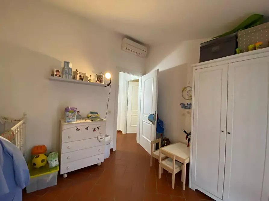 Immagine 11 di Appartamento in affitto  a Carmignano