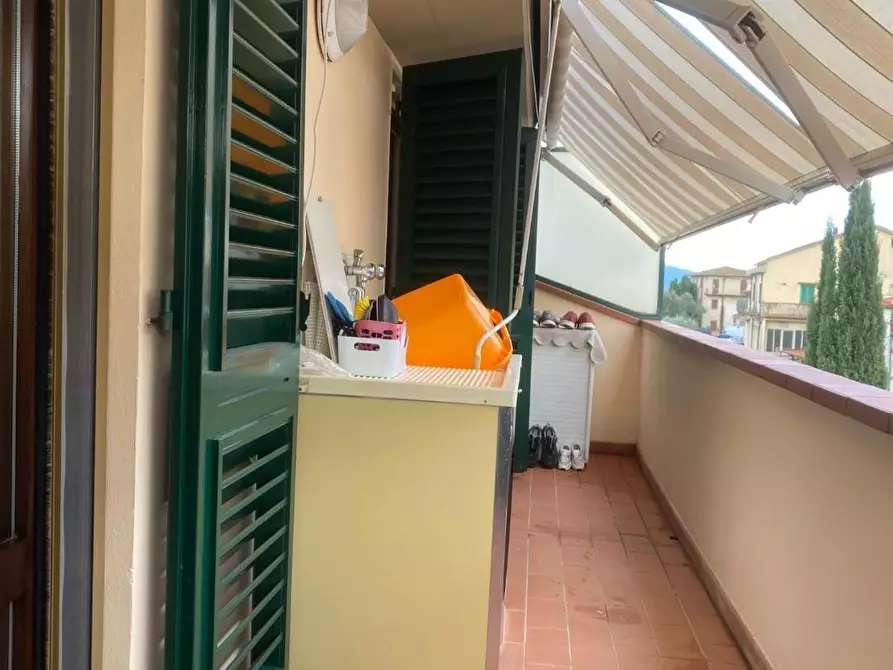 Immagine 15 di Appartamento in affitto  a Carmignano
