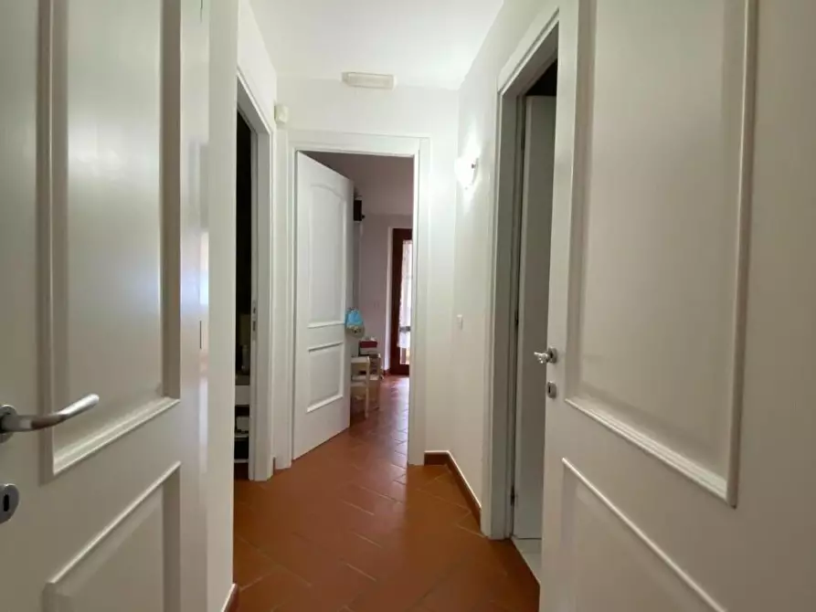 Immagine 6 di Appartamento in affitto  a Carmignano