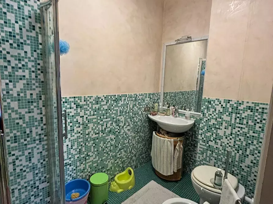 Immagine 14 di Appartamento in vendita  a Capraia E Limite