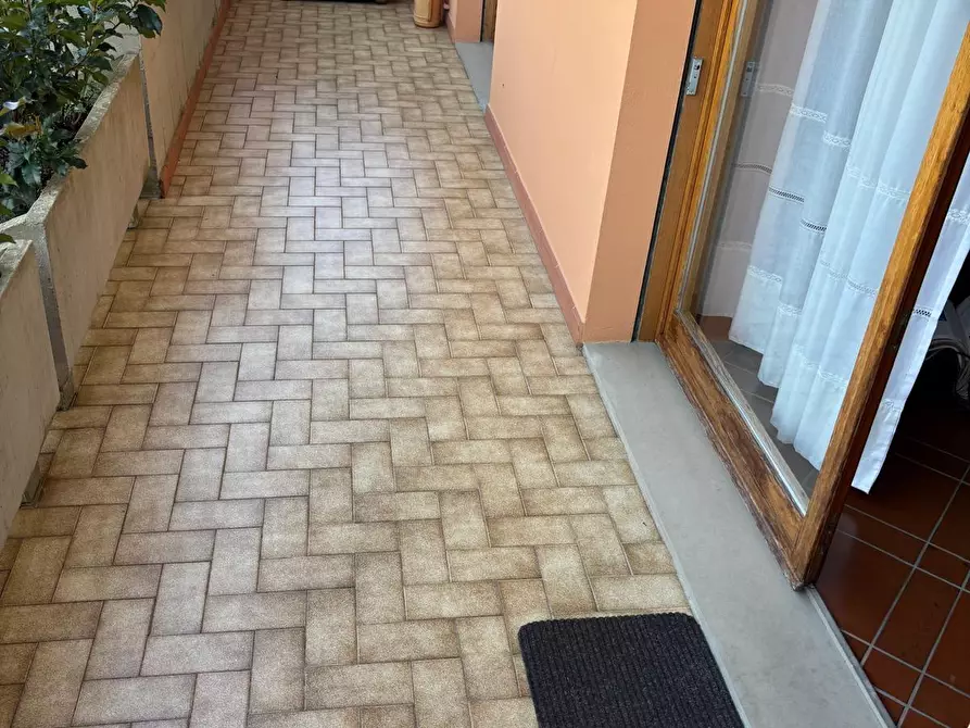 Immagine 16 di Appartamento in vendita  a Capraia E Limite