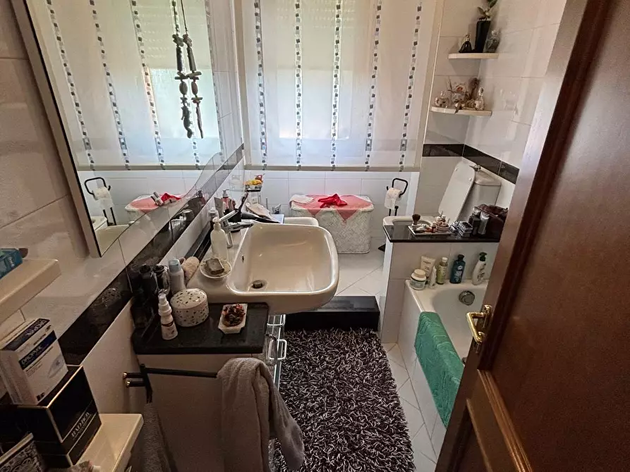 Immagine 8 di Appartamento in vendita  a Capraia E Limite