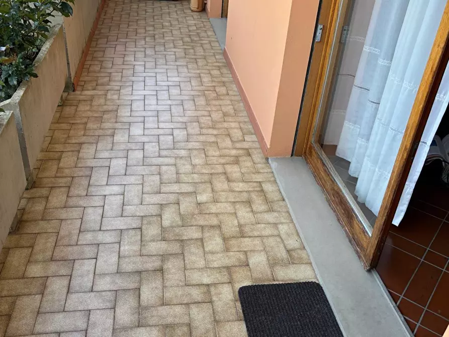 Immagine 15 di Appartamento in vendita  a Capraia E Limite