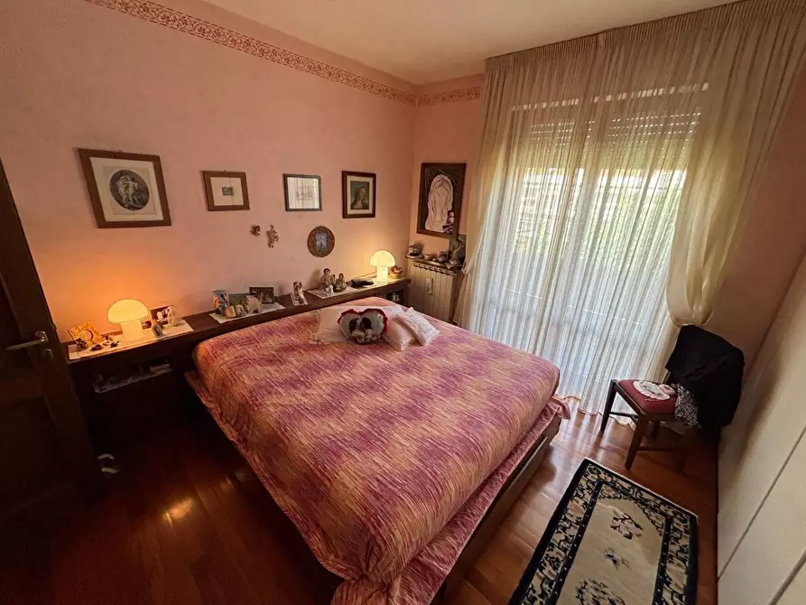 Immagine 12 di Appartamento in vendita  a Capraia E Limite