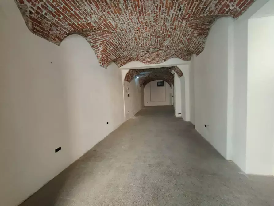 Immagine 9 di Negozio in vendita  a Chiavari