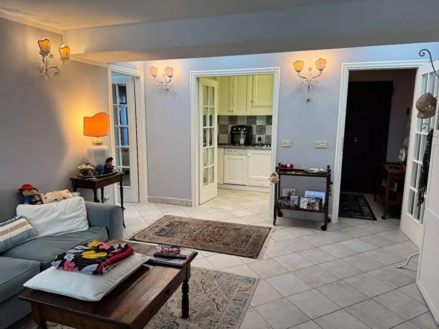 Immagine 3 di Mansarda in vendita  a Viareggio