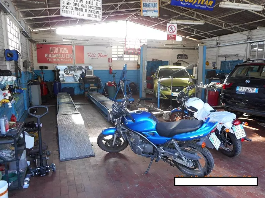 Immagine 5 di Attività artigianale in vendita  a Massa