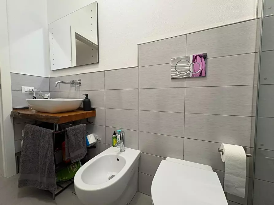 Immagine 11 di Appartamento in vendita  a Empoli