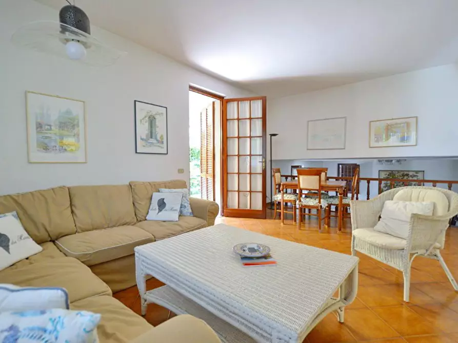 Immagine 15 di Casa bifamiliare in vendita  a Forte Dei Marmi