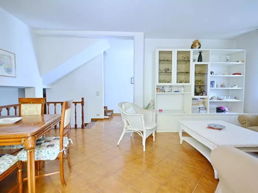 Immagine 12 di Casa bifamiliare in vendita  a Forte Dei Marmi