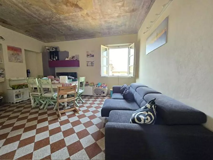 Immagine 7 di Appartamento in vendita  a Siena