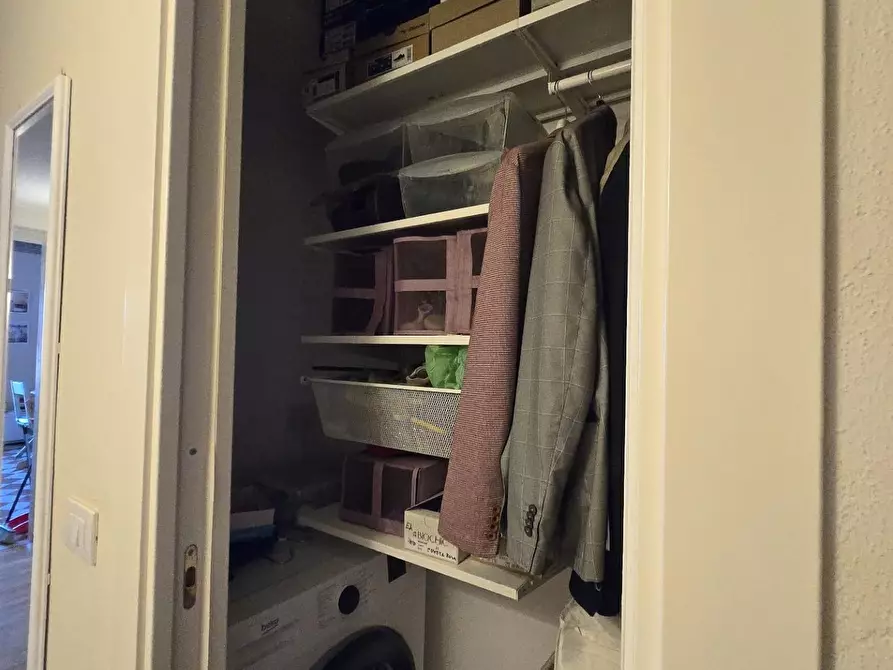 Immagine 27 di Appartamento in vendita  a Siena