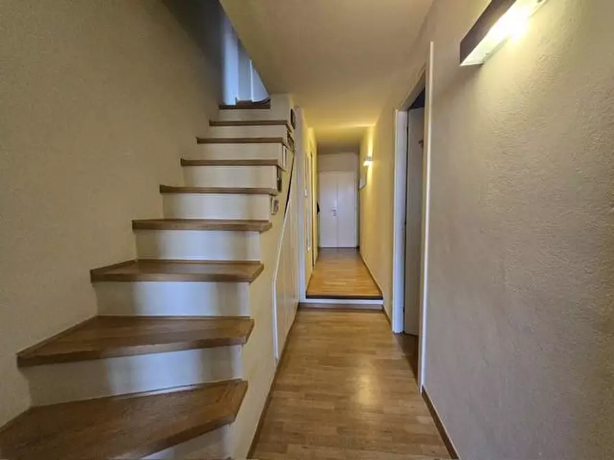 Immagine 35 di Appartamento in vendita  a Siena