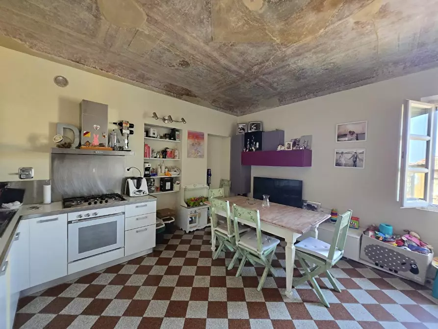 Immagine 10 di Appartamento in vendita  a Siena