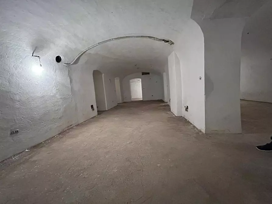 Immagine 2 di Magazzino in vendita  a Chiavari