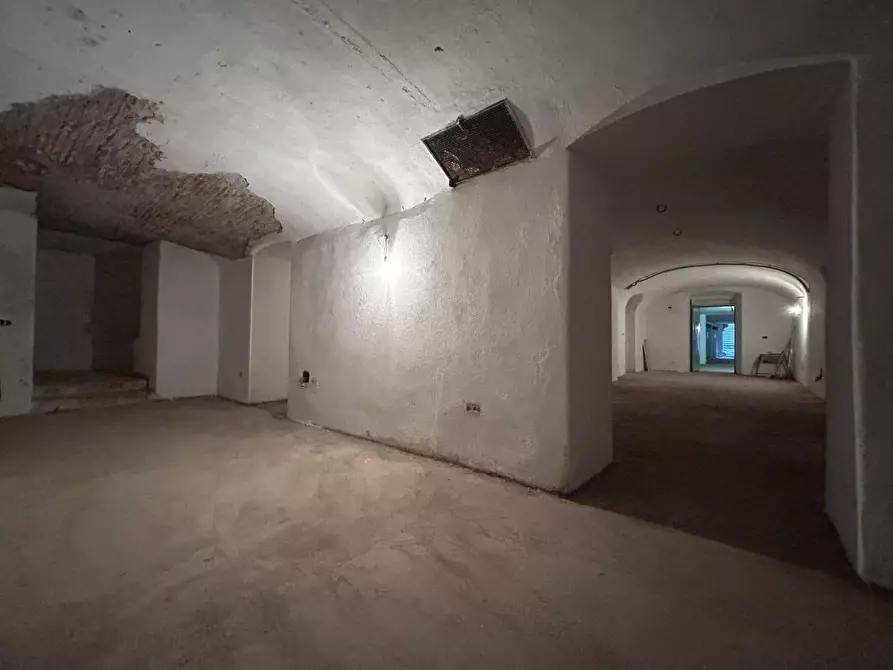 Immagine 4 di Magazzino in vendita  a Chiavari