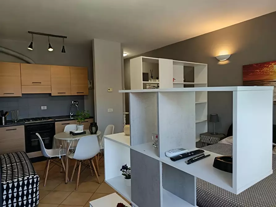 Immagine 17 di Appartamento in vendita  a Rosignano Marittimo