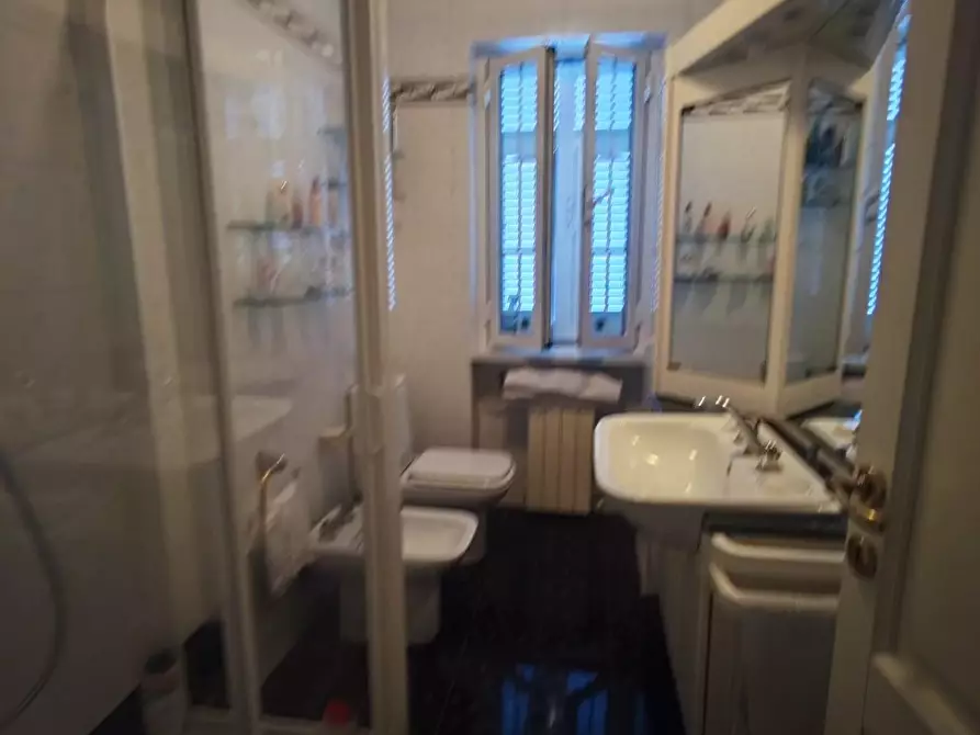 Immagine 6 di Casa indipendente in vendita  a Carrara