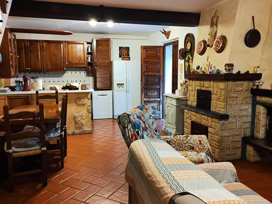 Immagine 16 di Casa indipendente in vendita  a Carrara