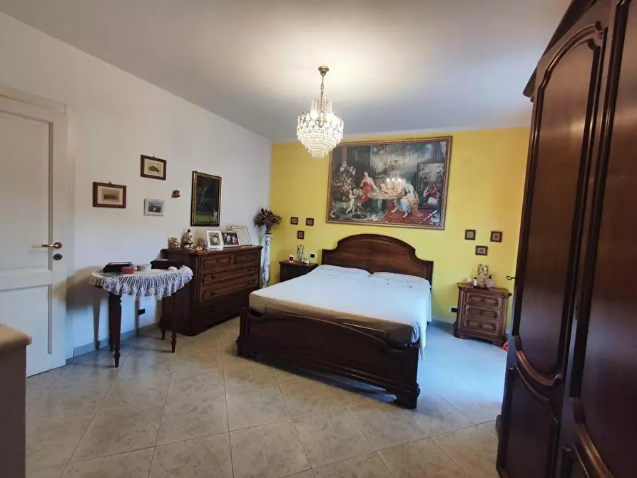 Immagine 8 di Casa indipendente in vendita  a Carrara