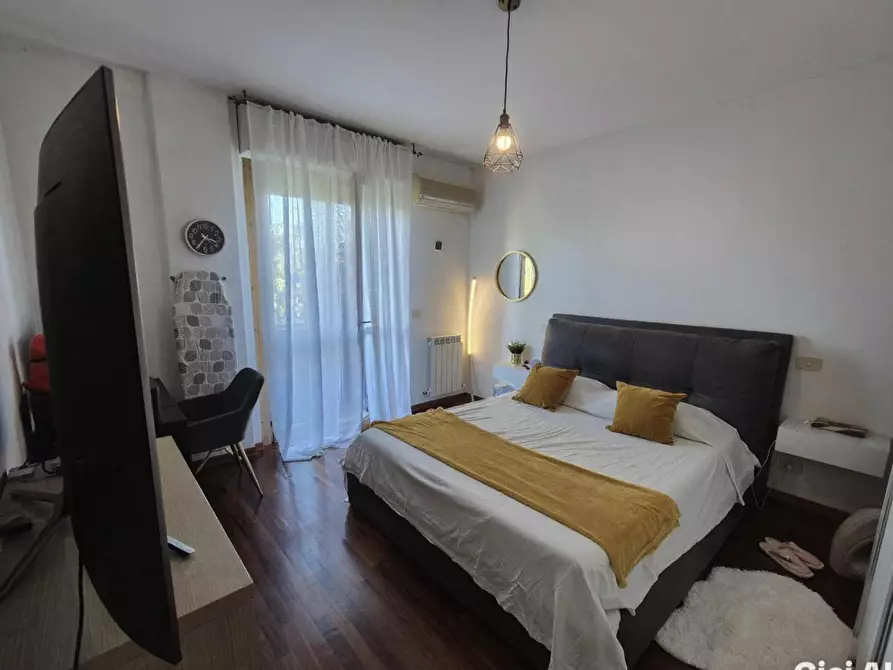 Immagine 19 di Appartamento in vendita  a Siena