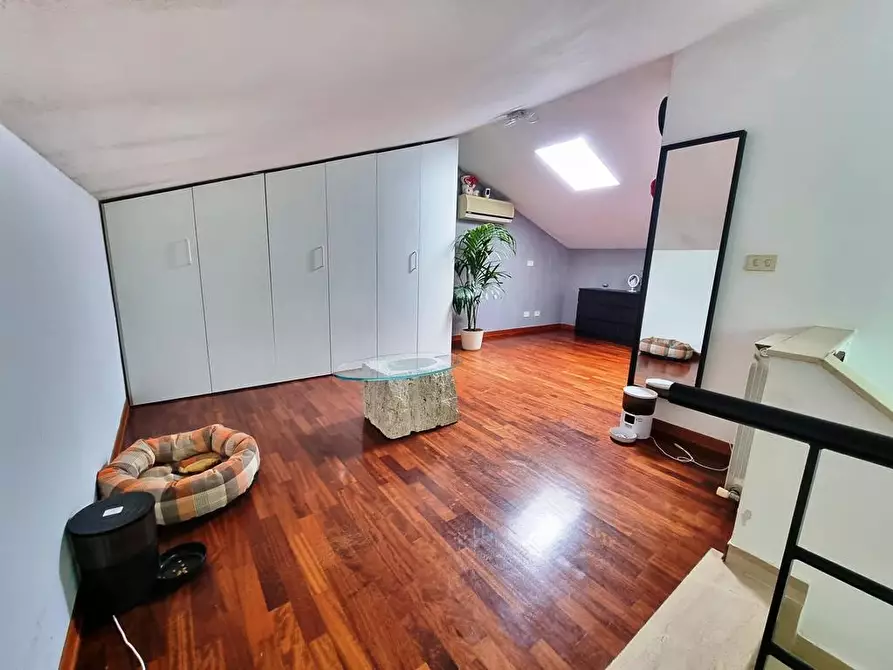 Immagine 20 di Appartamento in vendita  a Siena