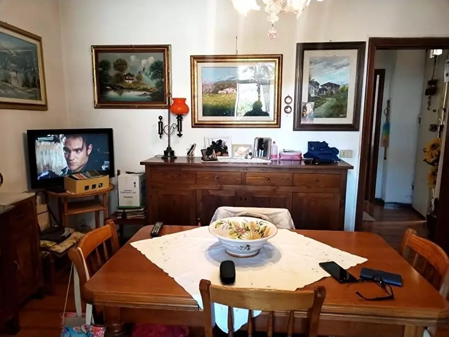 Immagine 7 di Casa indipendente in vendita  a Massa