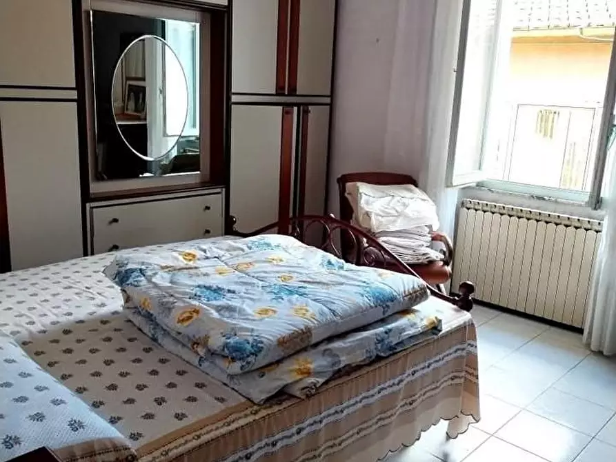 Immagine 16 di Casa indipendente in vendita  a Massa