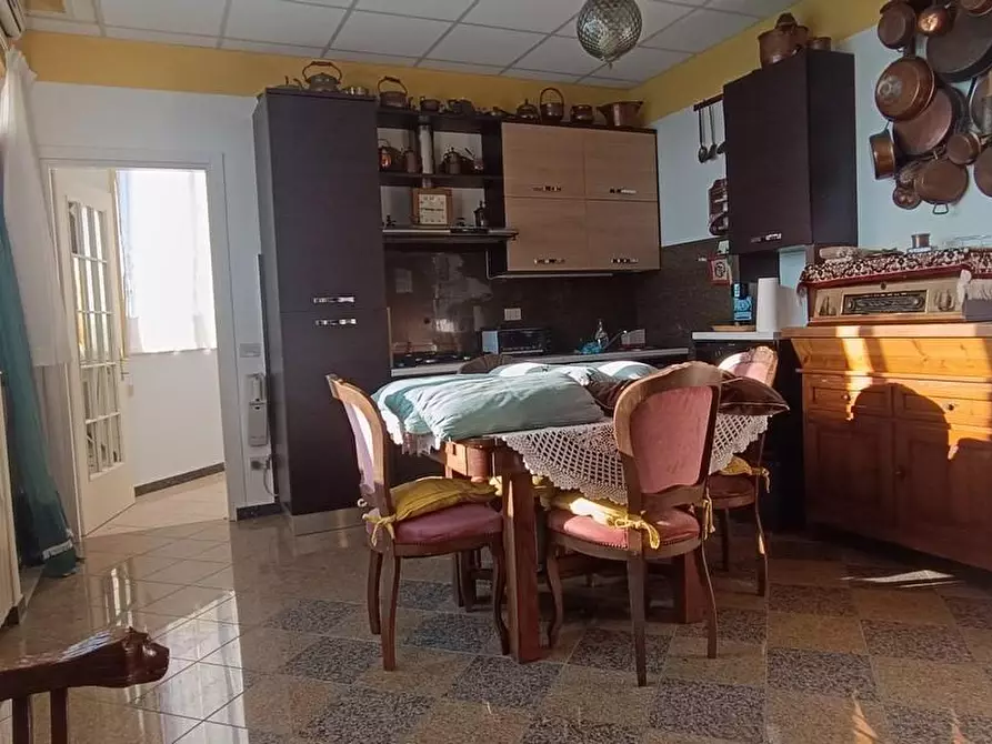 Immagine 22 di Attività artigianale in vendita  a Carrara